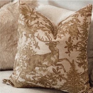 Pottery Barn Alpine Stag Gold Toile Pillow Covers Set/2 HTF ✨💫